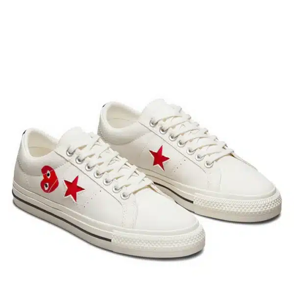 CDG Converse Red Heart One Star Sneakers