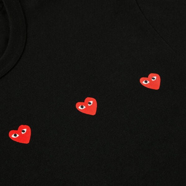 CDG PLAY Multi Red Heart Black T-Shirt