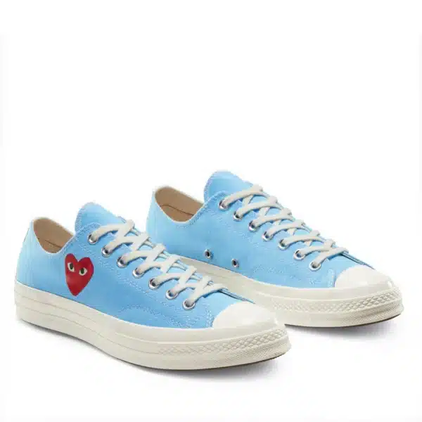 CDG Play Converse Red Heart Chuck ’70 Low Sneakers