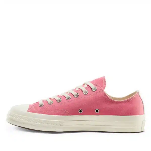 CDG Play Converse Red Heart Chuck ’70 Low Top Pink Sneakers