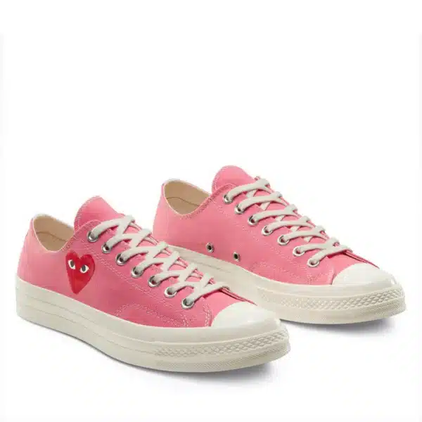 CDG Play Converse Red Heart Chuck ’70 Low Top Pink Sneakers