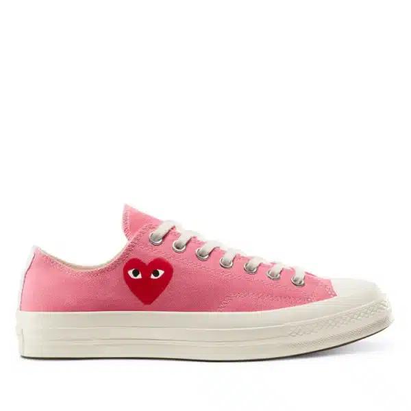 CDG Play Converse Red Heart Chuck ’70 Low Top Pink Sneakers